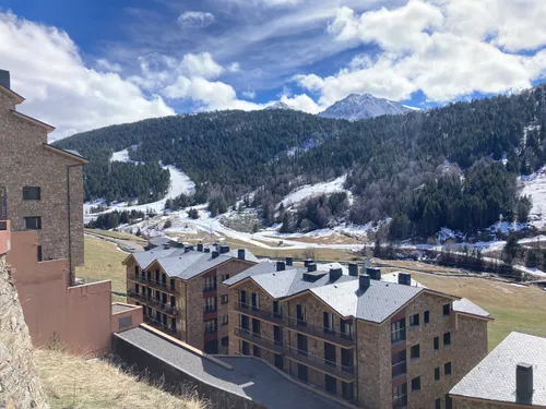 Заглавная фотография к статье Андорра