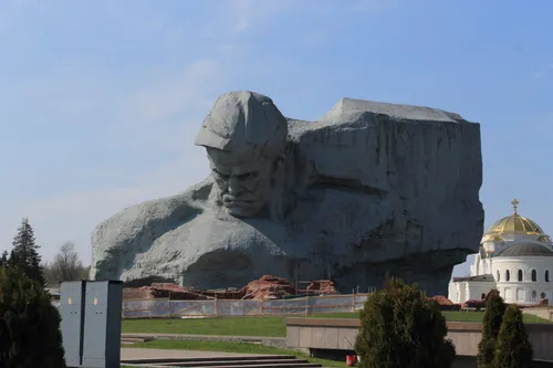 Заглавная фотография к статье Мемориальный Комплекс Брестская Крепость