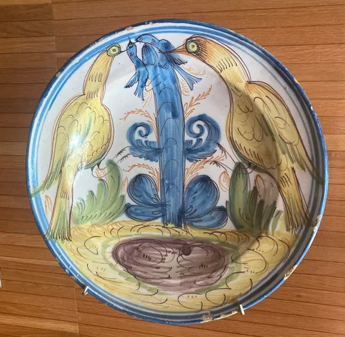 Расписанная тарелочка