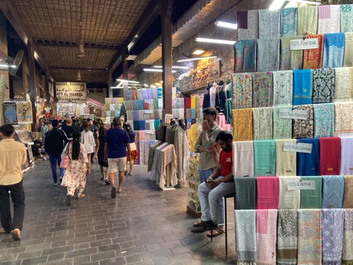 Базар Al Fahidi Souk