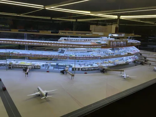 barajos airport model