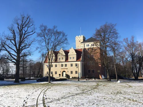 Заглавная фотография к статье Замок Топач (Zamek Topacz)